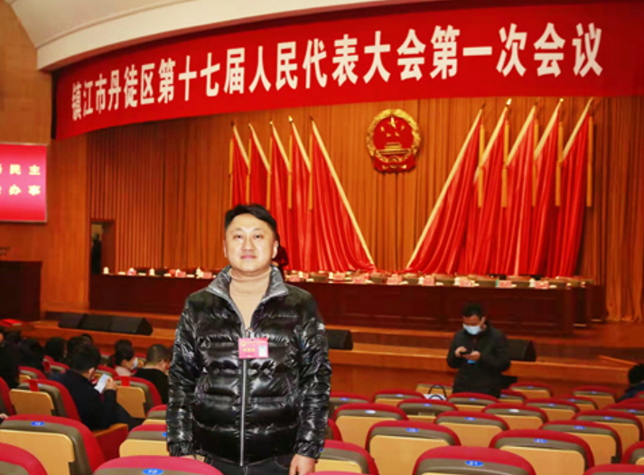 陈杰群.png